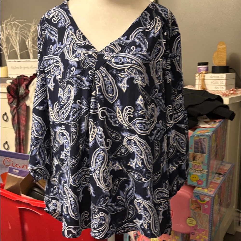 🩷Blue Paisley Women's Top🩷